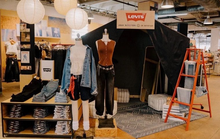 Levi’s Launches Vintage Denim Experience at Urban Outfitters