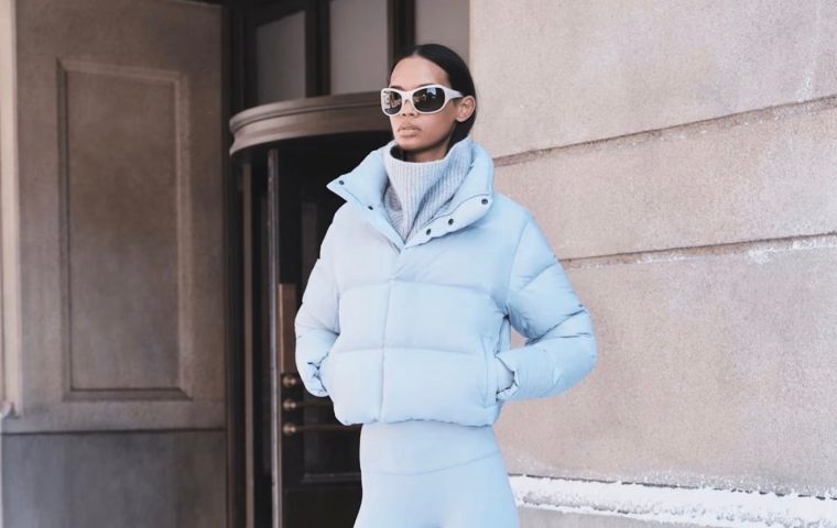 Aritzia Delivers Blowout Q2 Results with Yearly Revenue Increase of 32%
