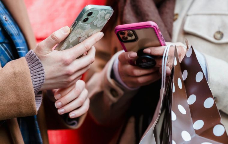 RetailMeNot Reports AI Is Influencing How Consumers Shop, Not What They Buy