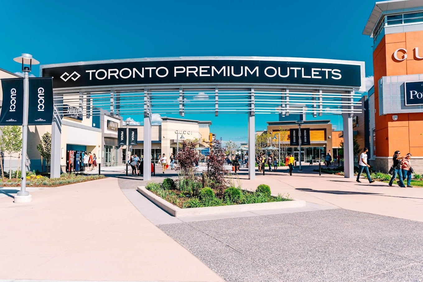 Toronto Premium Outlets