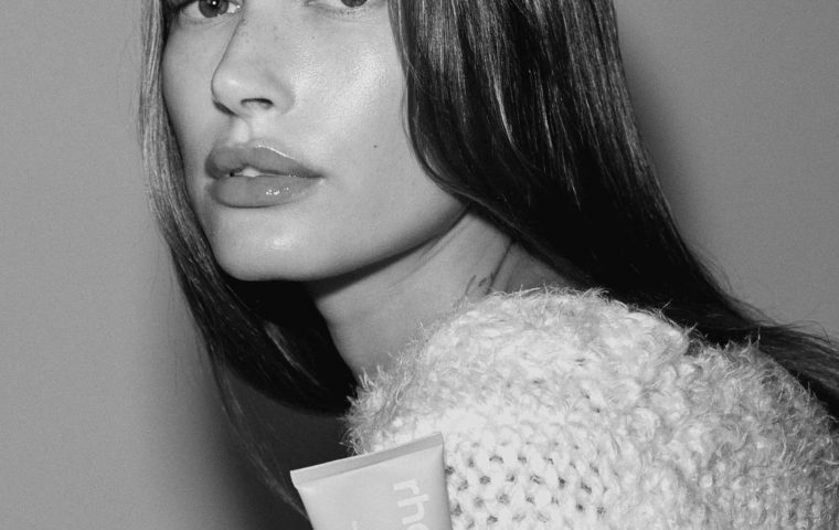 Hailey Bieber