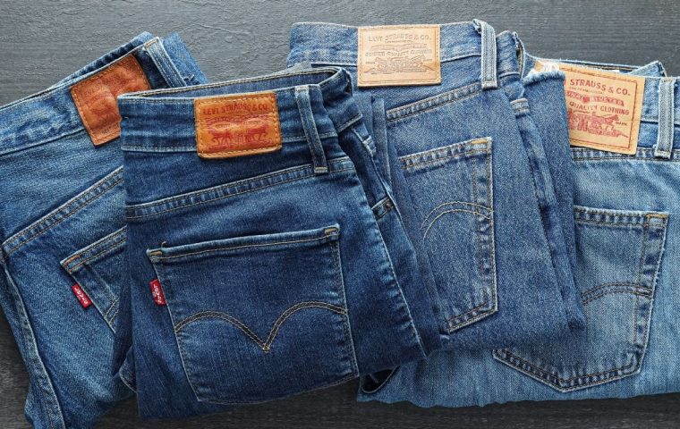 Levi’s Legal Battle Over Pocket Tab With Seven For All Mankind Unfolds in Federal Court