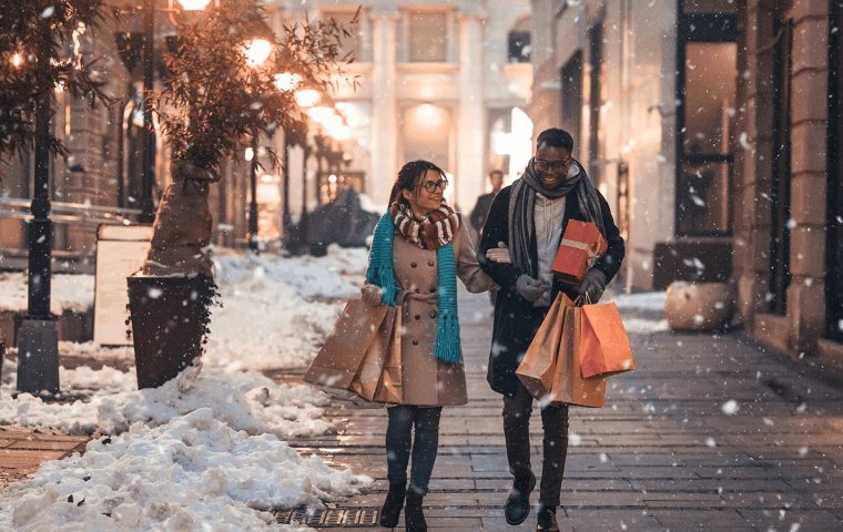 Surprising Canadian Holiday Season Insights from the PwC 2025 Survey