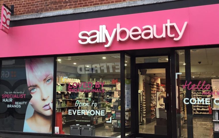 Sally Beauty Holdings Appoints Adrianne Lee as Chief Financial Officer