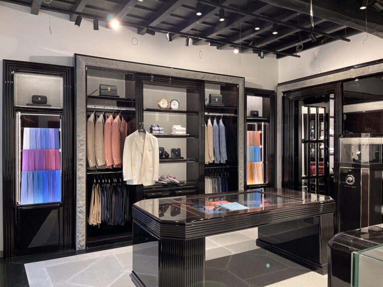 Stefano Ricci Opens a 180 Square Metre Immersive New Roman Boutique