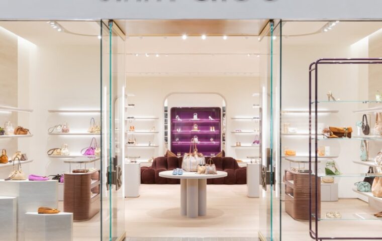 Jimmy Choo Opens Between Neiman Marcus and Dillard’s With a New Home for Modern Glamour