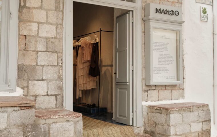 Mango’s Hydra Island Pop-Up Brings #MANGOSlowSummer to Life With Cinema