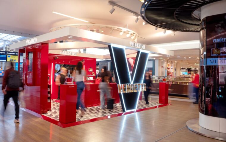 Valentino Beauty Launches its First Prestige Fragrance Franchise in Six Years at Airports