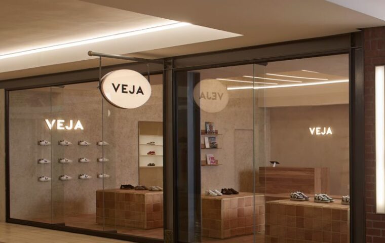 VEJA Opens a New Store at Cape Town’s V&A Waterfront
