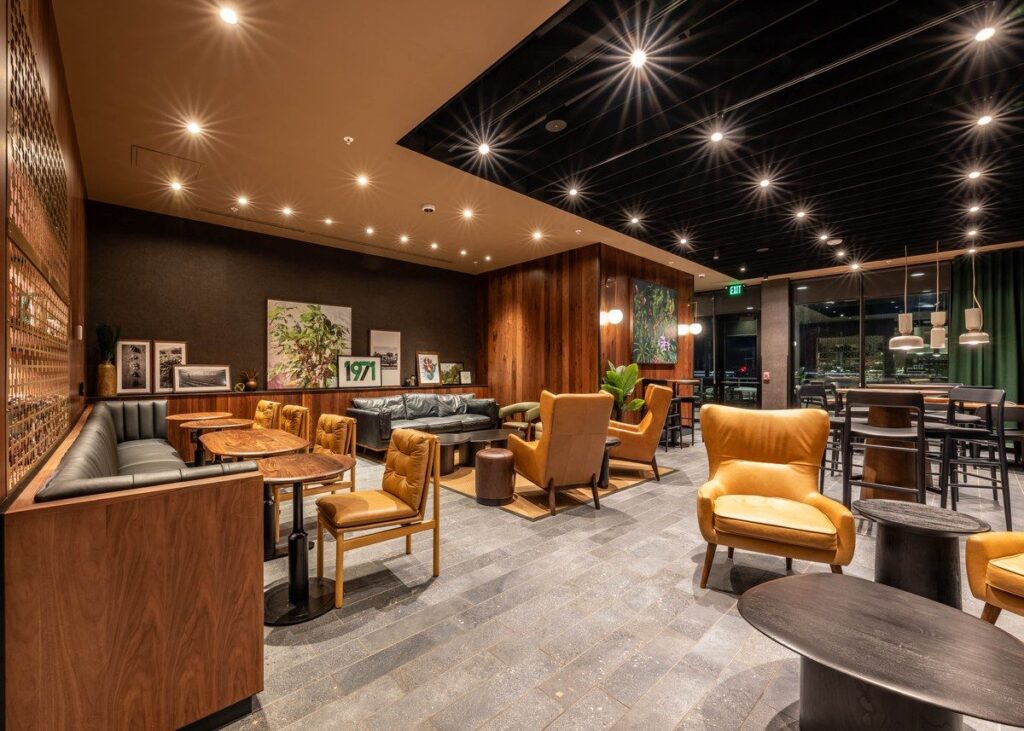 Starbucks Uses Warm Walnut and Local Art for Its New Naples Coffeehouse