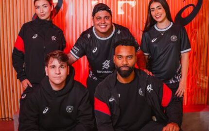 ASICS Turns Its 1998 Japan Football Heritage Into a Fluxo W7M Gaming Collection