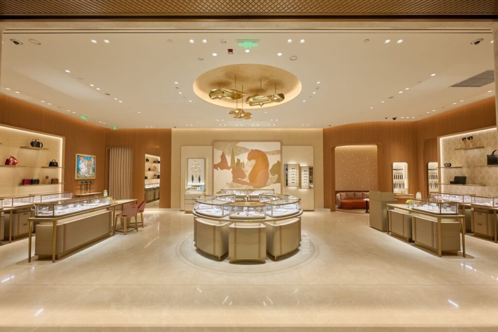 Cartier Opens a New Shenzhen Airport Boutique With China Duty Free Group