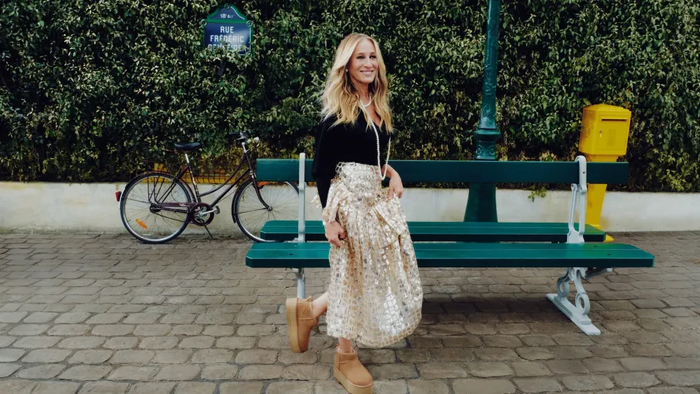 Sarah Jessica Parker in an UGG campaign for Deckers.