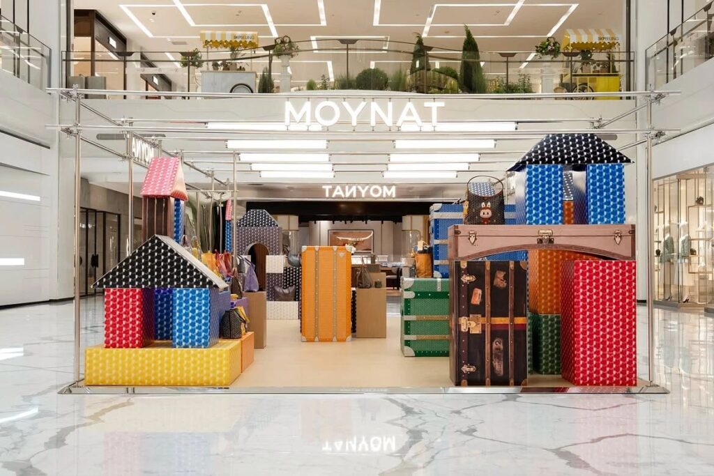 Moynat Launches a Folding Paper Garden for Its M Collection at SKP Beijing
