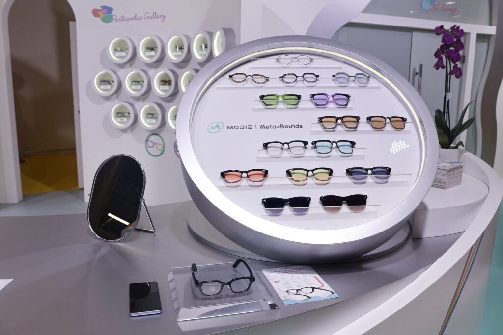 Meta-Bounds smart eyewear displayed at SILMO Paris 2026
