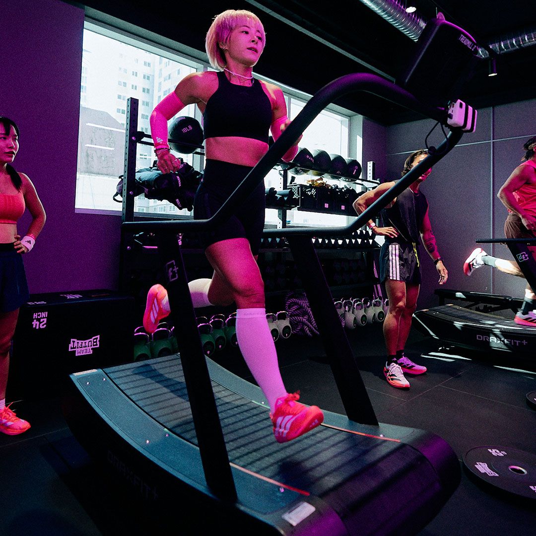 Participant on a treadmill at Hybrid Port Seoul