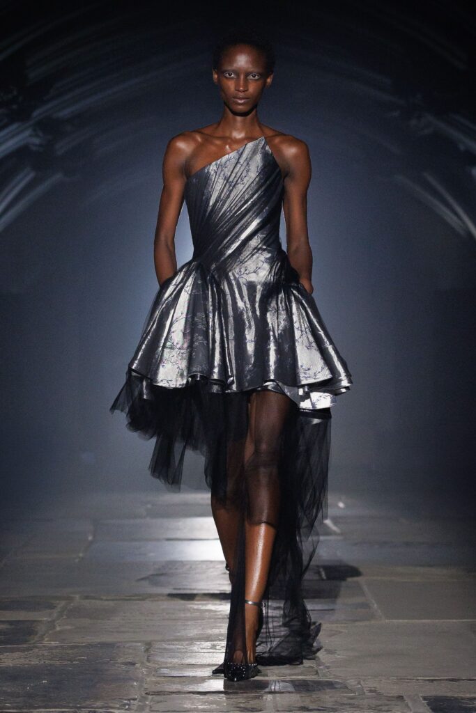 Alexander McQueen Spring/Summer 2027 runway look 19