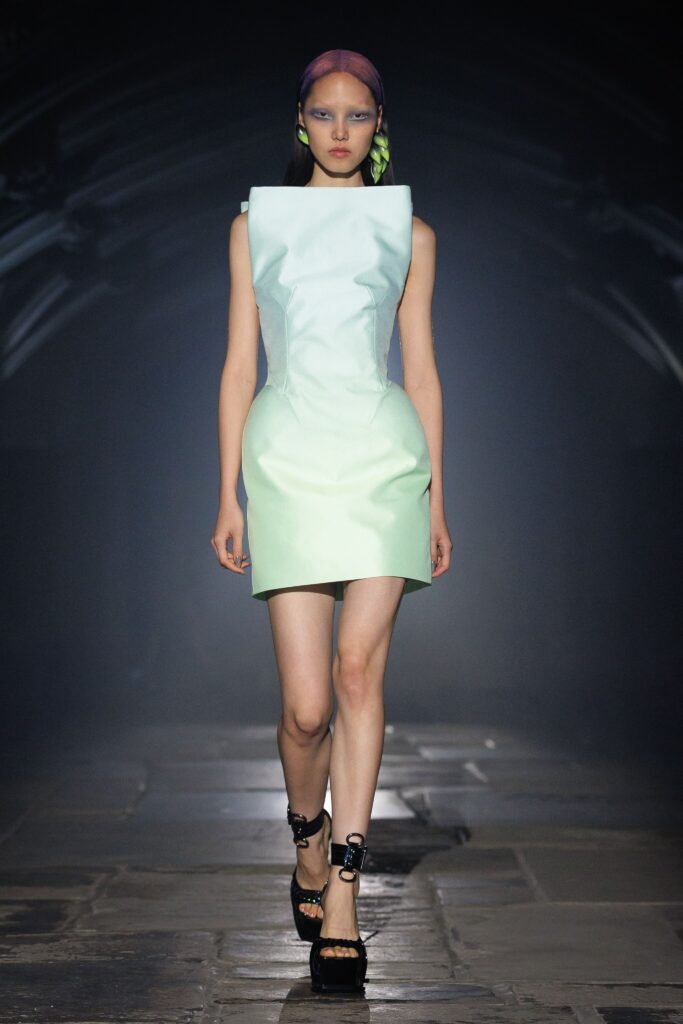 Alexander McQueen Spring/Summer 2027 runway look 28