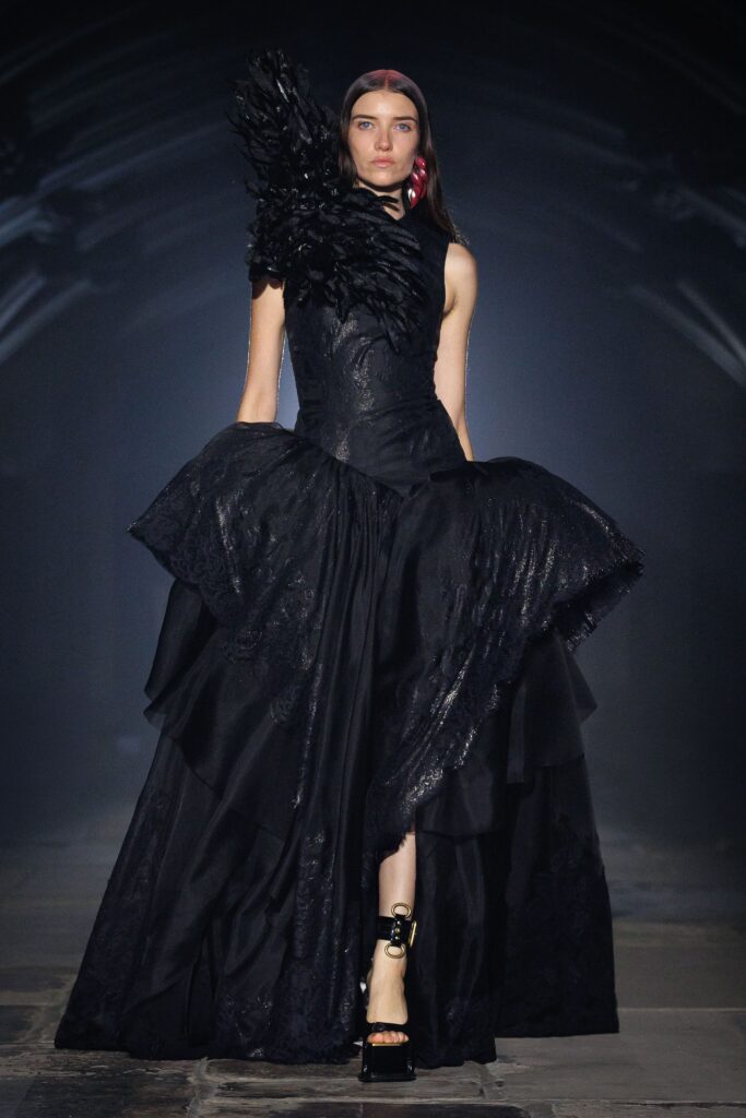 Alexander McQueen Spring/Summer 2027 runway look 44