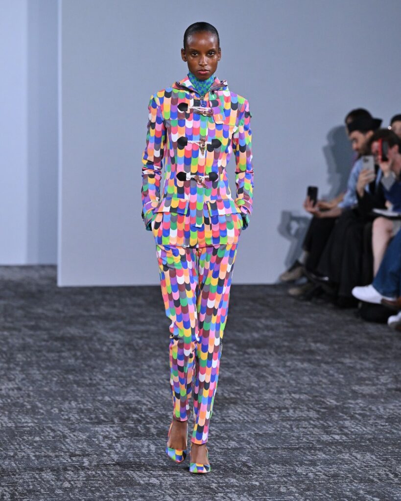 ANREALAGE Spring/Summer 2027 runway look 06
