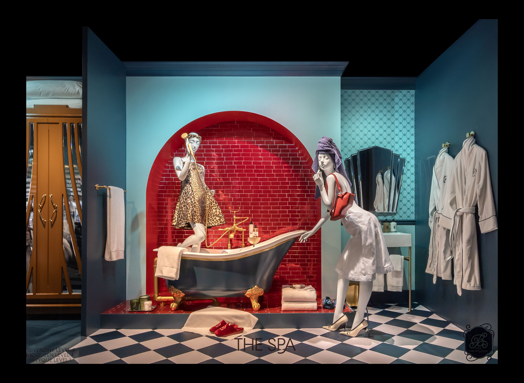 Hotel Bloomingdale’s window display, view 5
