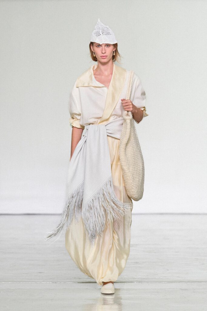 Bottega Veneta Spring/Summer 2027 runway look 02