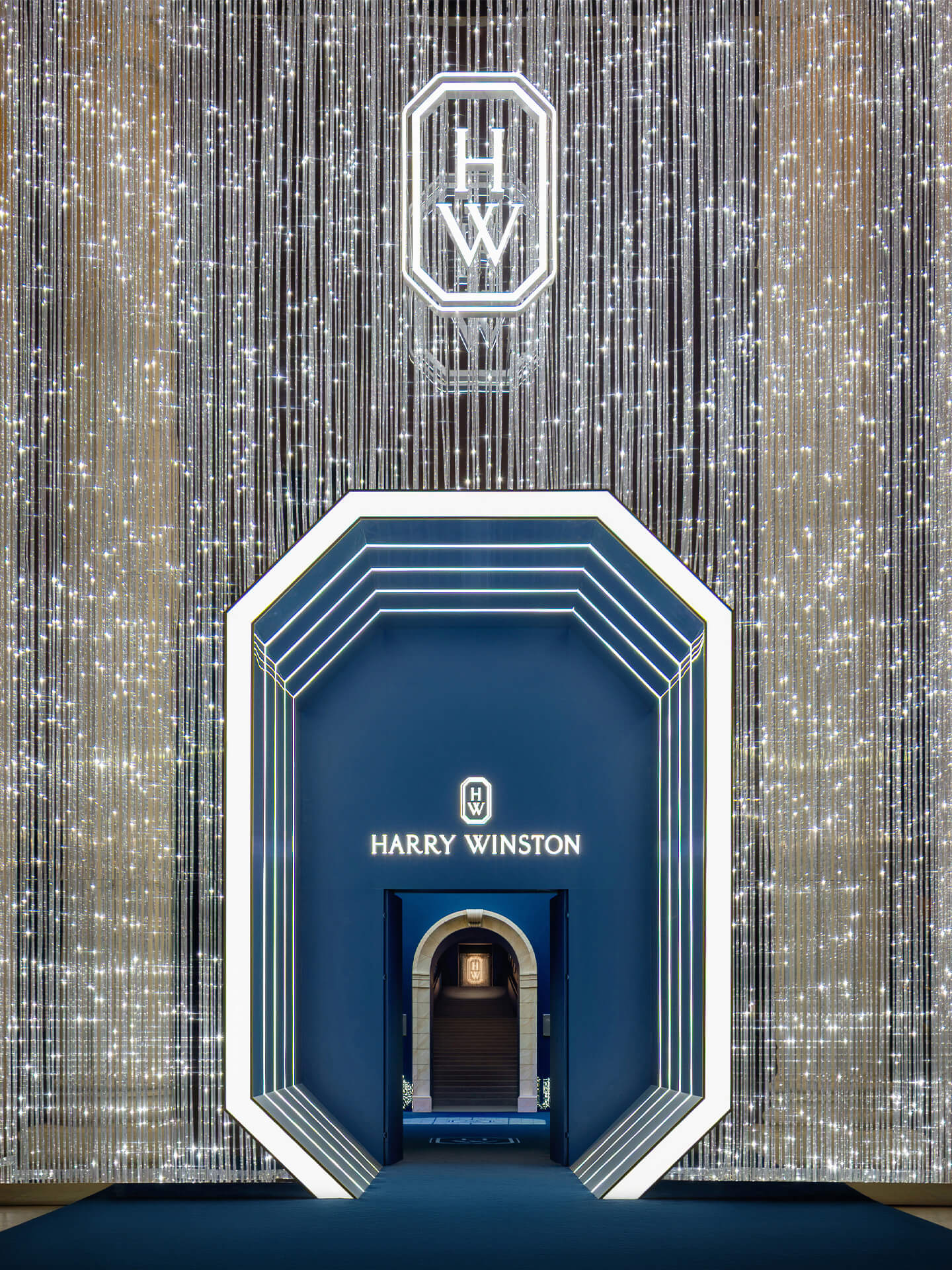 Harry Winston Rare Jewels of the World exhibition gallery in Shanghai, view 1