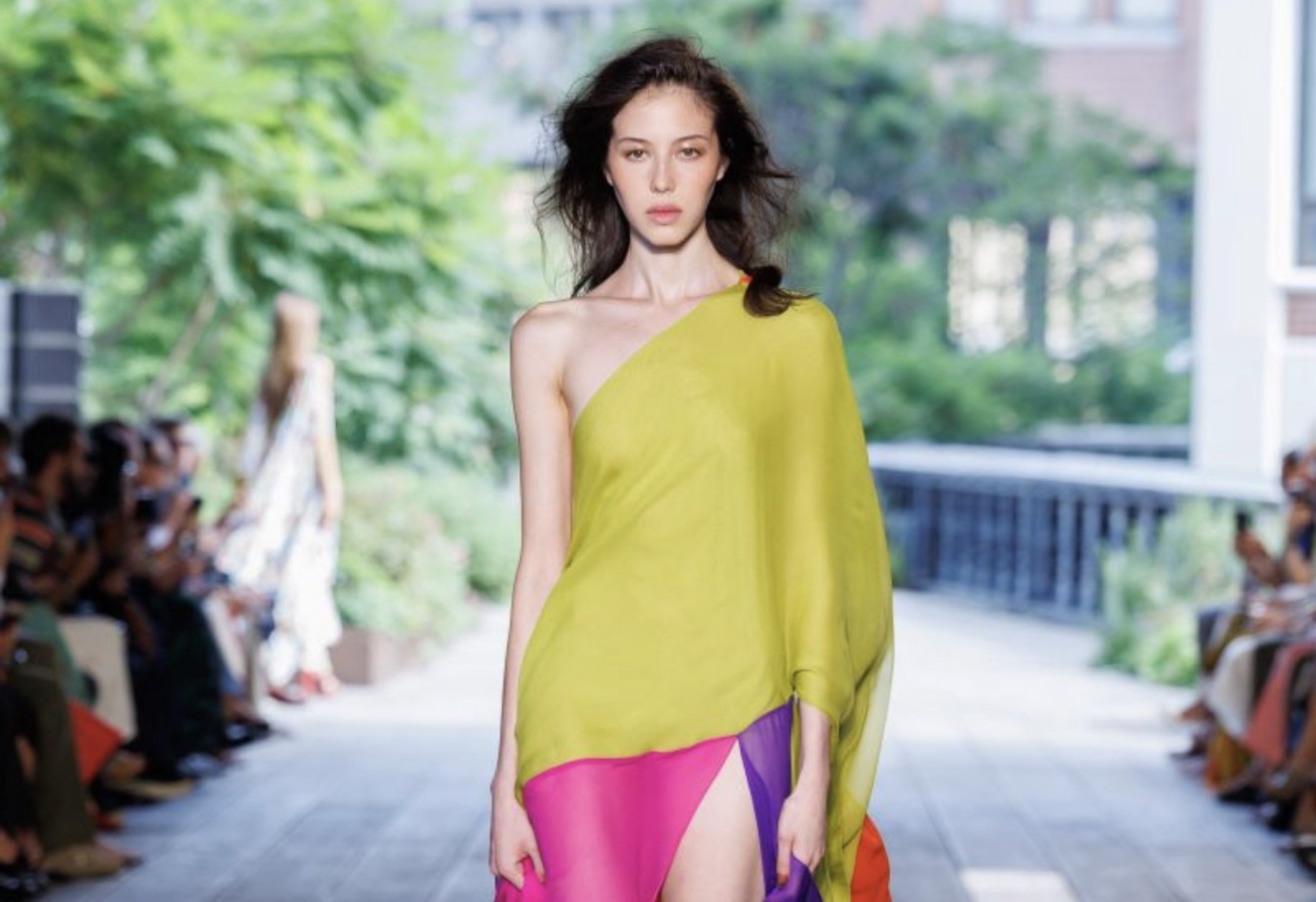DVF Opens New York Fashion Week With Henry Zankov’s First Collection