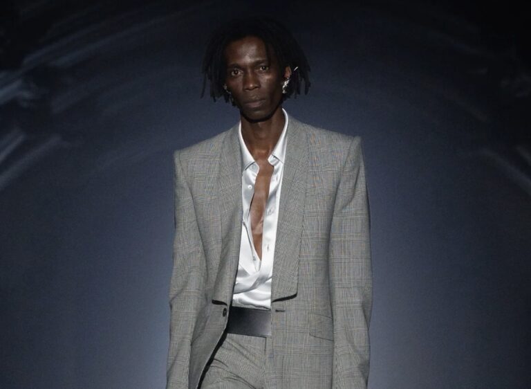 Alexander McQueen and Huntsman Put Savile Row Bespoke on the SS27 Runway