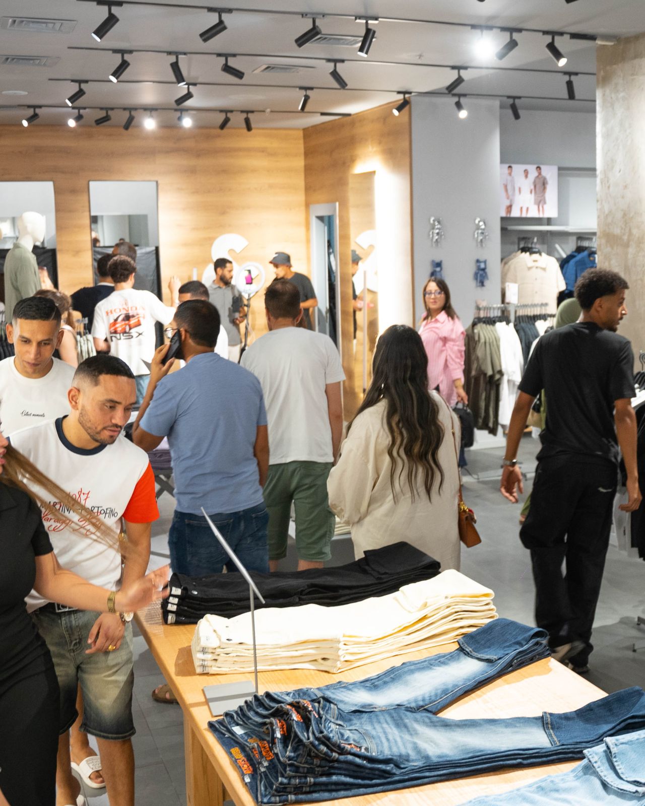 JACK & JONES Tunisia Mall store, image four