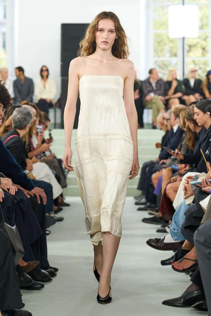 Jil Sander Spring/Summer 2027 runway look 49