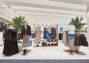 Lefties — Lefties Opens Its First UK Store Across More Than 2,500 Square Metres at Liverpool ONE. Gallery image 3.