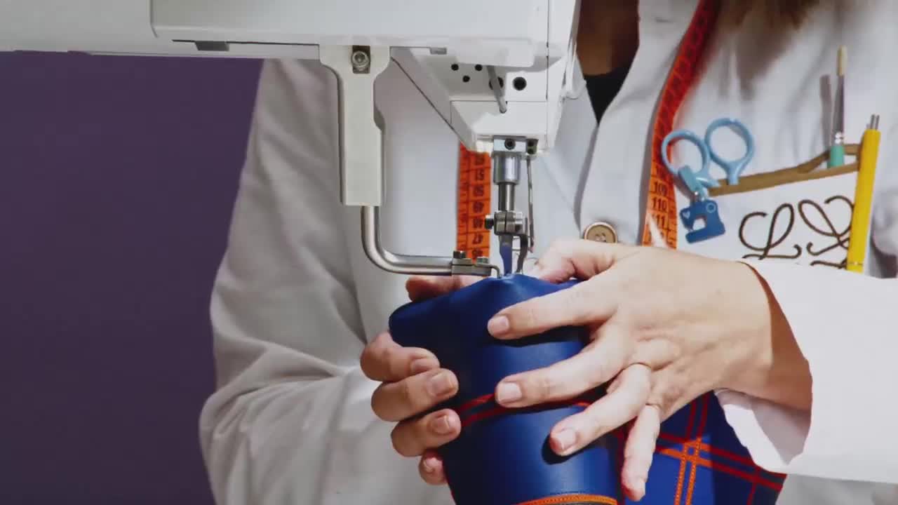 Leatherwork being stitched in LOEWE’s Whisker bag craftsmanship film