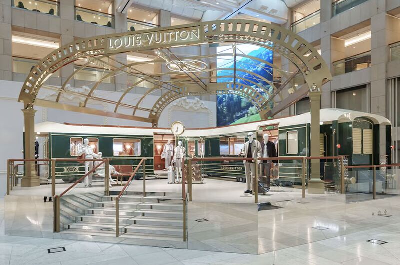 Louis Vuitton — train-themed Landmark Atrium pop-up — photograph 2