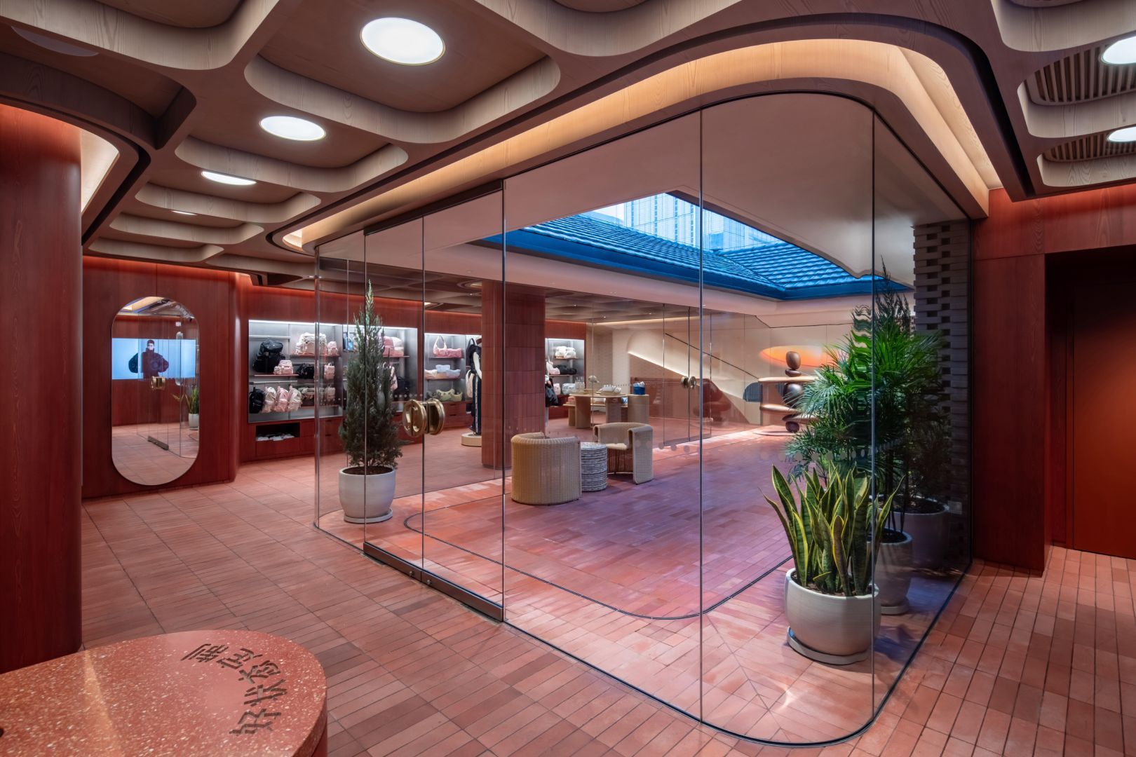 Lululemon Taikoo Li Chengdu flagship, photo 1