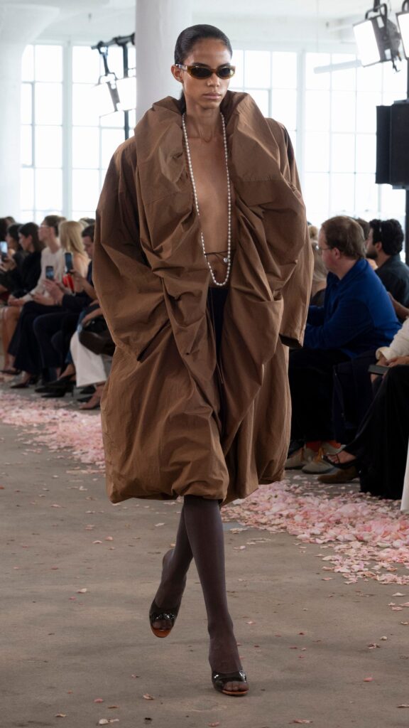 Magda Butrym Spring/Summer 2027 runway look 04