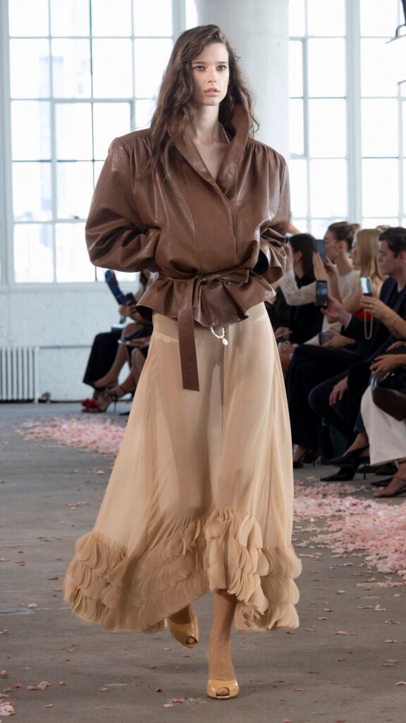 Magda Butrym Spring/Summer 2027 runway look 06