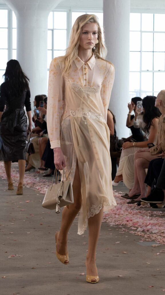 Magda Butrym Spring/Summer 2027 runway look 11