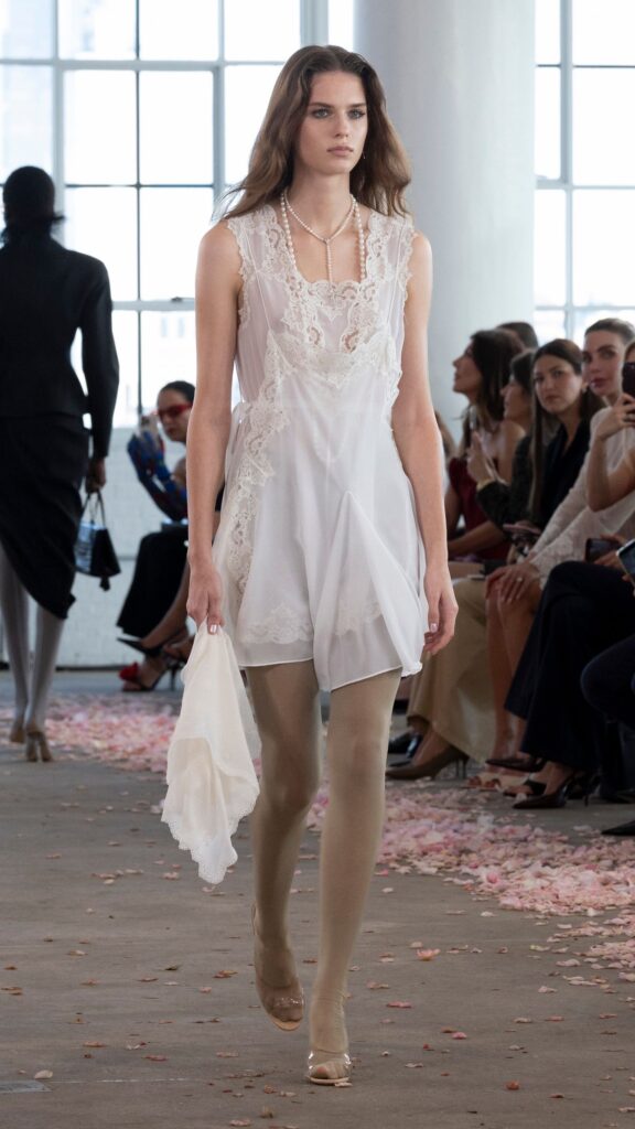 Magda Butrym Spring/Summer 2027 runway look 29