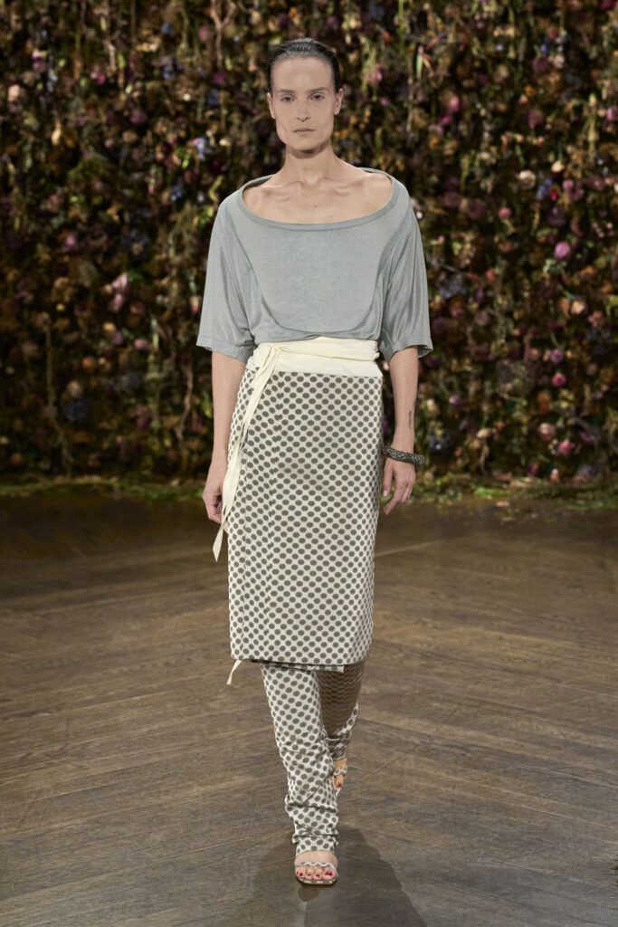 Maison Margiela Spring/Summer 2027 runway look 05