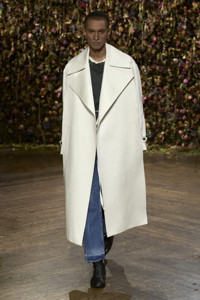 Maison Margiela Spring/Summer 2027 runway look 09