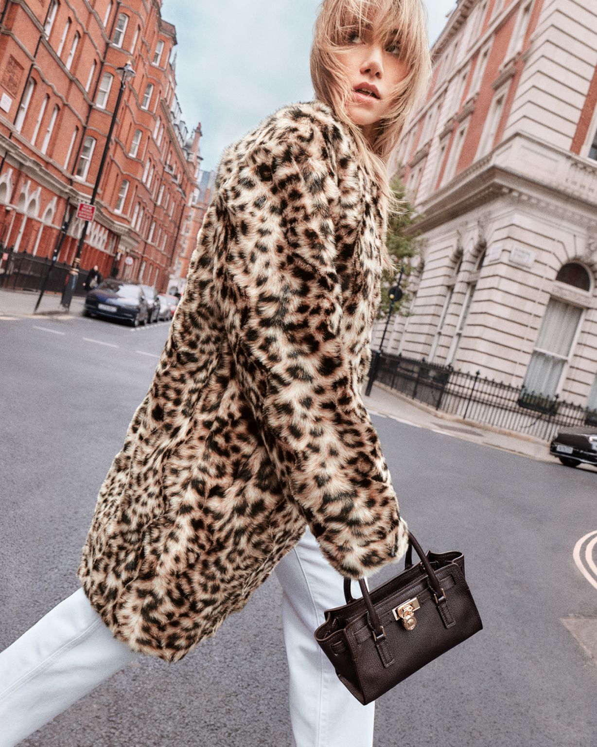 Michael Kors — Handbag-led seasonal campaign, image 4