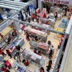 MINISO island-format opening at La Estación in Ibagué — image 1