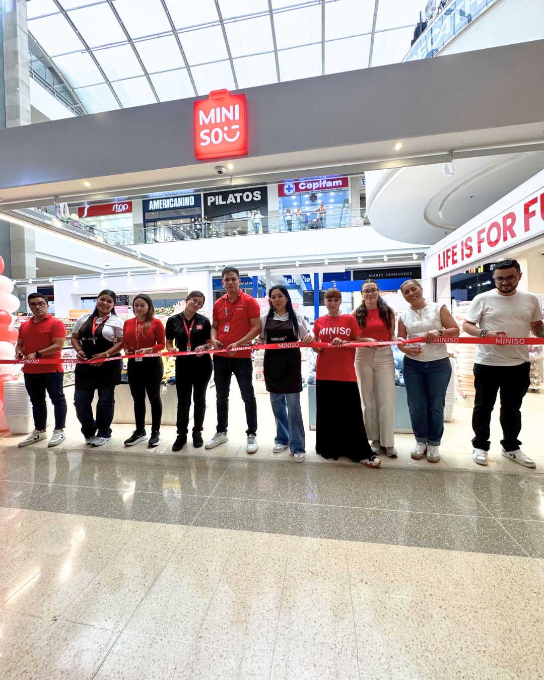 MINISO island-format opening at La Estación in Ibagué — image 5