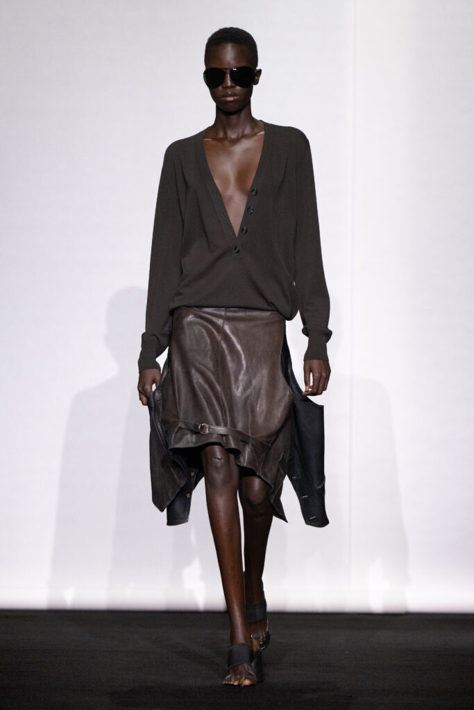 MM6 Maison Margiela Spring-Summer 2027 Show runway look 03