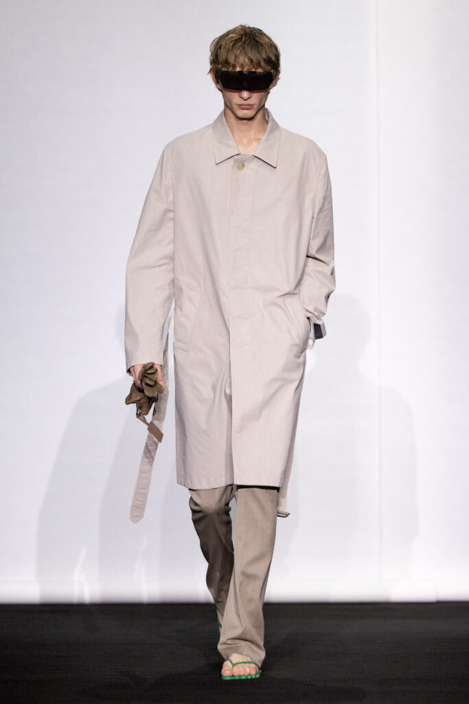 MM6 Maison Margiela Spring-Summer 2027 Show runway look 04