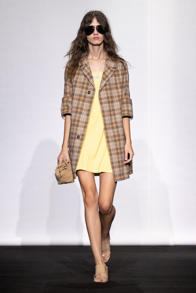 MM6 Maison Margiela Spring-Summer 2027 Show runway look 09