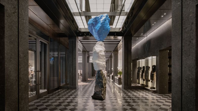 Moncler Fifth Avenue flagship in New York — store view 5