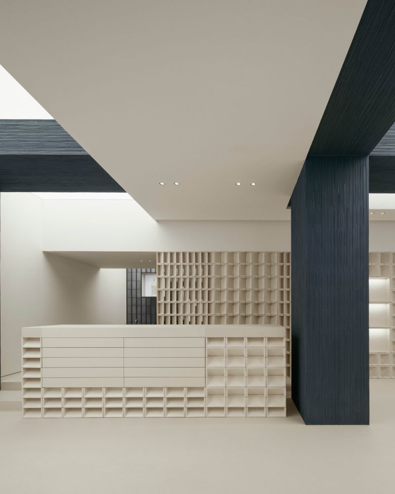 Mutina — Shanghai showroom — photograph 2