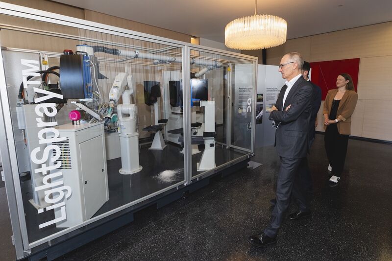 On LightSpray robotic manufacturing demonstration image 4